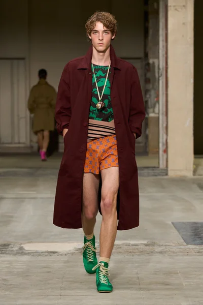 Look 21